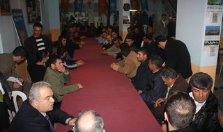 Kemaliye'de 100 kii MHP'den AK Parti'ye katld.
