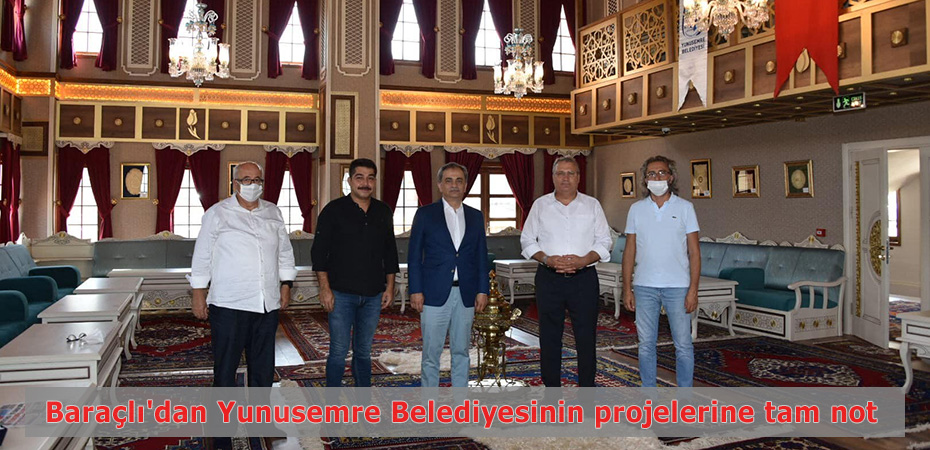 Baral'dan Yunusemre Belediyesinin projelerine tam not