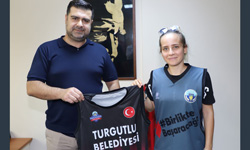 Turgutlu Belediyespor'un son transferi Gamze Sena Dülegöz oldu