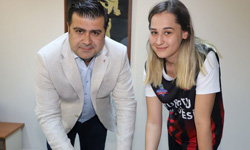 Turgutlu Belediyespor Sude Gençer ile sözleşme imzaladı