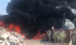 Manisa'da geri dönüşüm tesisinde korkutan yangın
